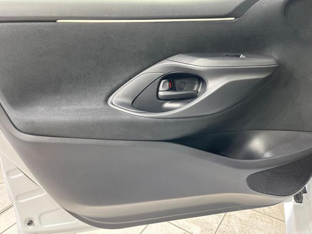 ヤリス X 4WD SDナビ バックカメラ 寒冷地仕様 セーフティセンス レーダークルーズ 禁煙車 コーナーセンサー スマートキー ETC オートハイビーム オートライト Bluetooth(49枚目)