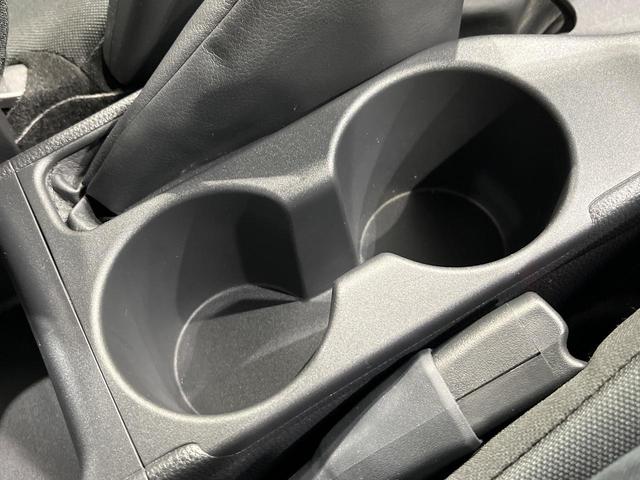 ヤリス X 4WD SDナビ バックカメラ 寒冷地仕様 セーフティセンス レーダークルーズ 禁煙車 コーナーセンサー スマートキー ETC オートハイビーム オートライト Bluetooth(57枚目)