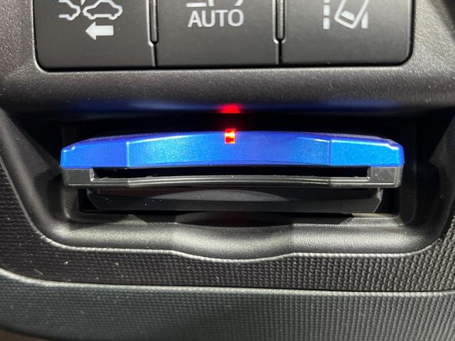 スペイド F クイーンII 4WD 禁煙車 純正SDナビ Bluetooth再生 電動スライドドア セーフティセンス オートハイビーム 車線逸脱警報 ドライブレコーダー ビルトインETC スマートキー(7枚目)