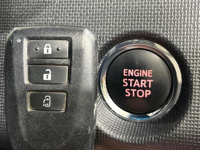 スペイド F クイーンII 4WD 禁煙車 純正SDナビ Bluetooth再生 電動スライドドア セーフティセンス オートハイビーム 車線逸脱警報 ドライブレコーダー ビルトインETC スマートキー(8枚目)