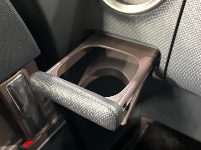 スペイド F クイーンII 4WD 禁煙車 純正SDナビ Bluetooth再生 電動スライドドア セーフティセンス オートハイビーム 車線逸脱警報 ドライブレコーダー ビルトインETC スマートキー(53枚目)