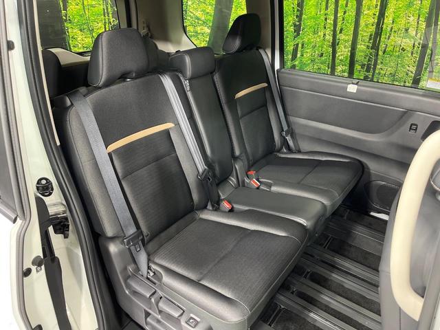 セレナ ハイウェイスターV 4WD 純正12.3インチナビ フリップダウンモニター 全方位カメラ 両側電動スライドドア エマージェンシーブレーキ プロパイロット インテリジェントルームミラー 禁煙車 ETC2.0(10枚目)