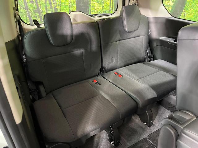 セレナ ハイウェイスターV 4WD 純正12.3インチナビ フリップダウンモニター 全方位カメラ 両側電動スライドドア エマージェンシーブレーキ プロパイロット インテリジェントルームミラー 禁煙車 ETC2.0(11枚目)