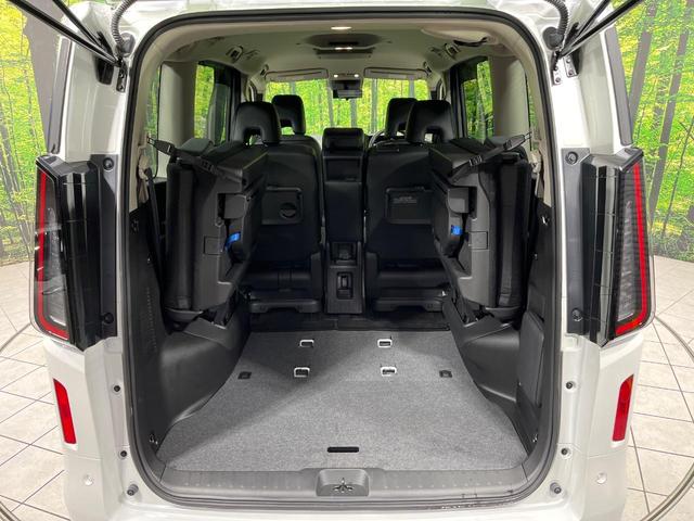 セレナ ハイウェイスターV 4WD 純正12.3インチナビ フリップダウンモニター 全方位カメラ 両側電動スライドドア エマージェンシーブレーキ プロパイロット インテリジェントルームミラー 禁煙車 ETC2.0(12枚目)