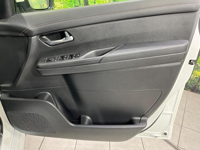 セレナ ハイウェイスターV 4WD 純正12.3インチナビ フリップダウンモニター 全方位カメラ 両側電動スライドドア エマージェンシーブレーキ プロパイロット インテリジェントルームミラー 禁煙車 ETC2.0(61枚目)