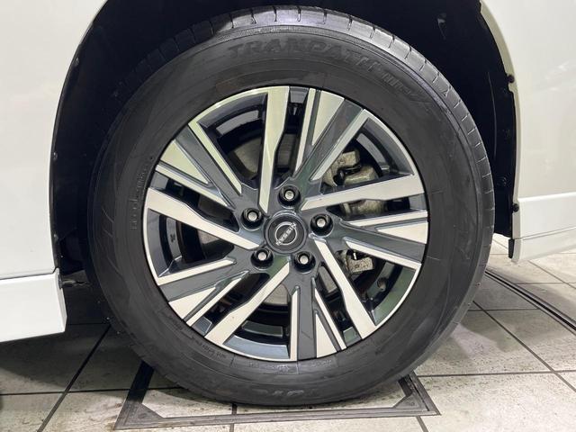 セレナ ハイウェイスターV 4WD 純正12.3インチナビ フリップダウンモニター 全方位カメラ 両側電動スライドドア エマージェンシーブレーキ プロパイロット インテリジェントルームミラー 禁煙車 ETC2.0(68枚目)