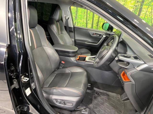 RAV4 ハイブリッドアドベンチャー 4WD TRDエアロ 純正10.5型ナビ 全方位カメラ 寒冷地仕様 パワーバックドア デジタルインナーミラー BSM セーフティセンス レーダークルーズ シートヒーター シートベンチレーション 禁煙車(11枚目)