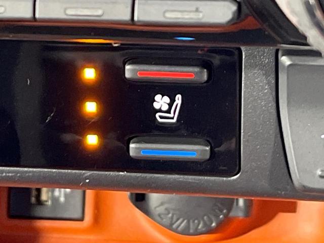 RAV4 ハイブリッドアドベンチャー 4WD TRDエアロ 純正10.5型ナビ 全方位カメラ 寒冷地仕様 パワーバックドア デジタルインナーミラー BSM セーフティセンス レーダークルーズ シートヒーター シートベンチレーション 禁煙車(42枚目)