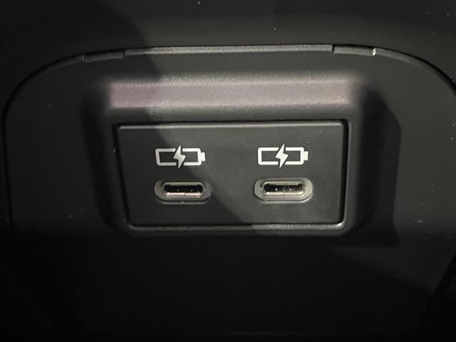 RAV4 ハイブリッドアドベンチャー 4WD TRDエアロ 純正10.5型ナビ 全方位カメラ 寒冷地仕様 パワーバックドア デジタルインナーミラー BSM セーフティセンス レーダークルーズ シートヒーター シートベンチレーション 禁煙車(45枚目)