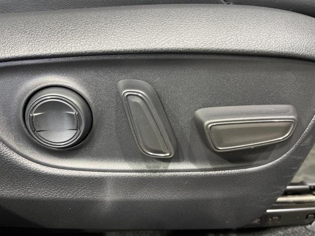 RAV4 ハイブリッドアドベンチャー 4WD TRDエアロ 純正10.5型ナビ 全方位カメラ 寒冷地仕様 パワーバックドア デジタルインナーミラー BSM セーフティセンス レーダークルーズ シートヒーター シートベンチレーション 禁煙車(47枚目)