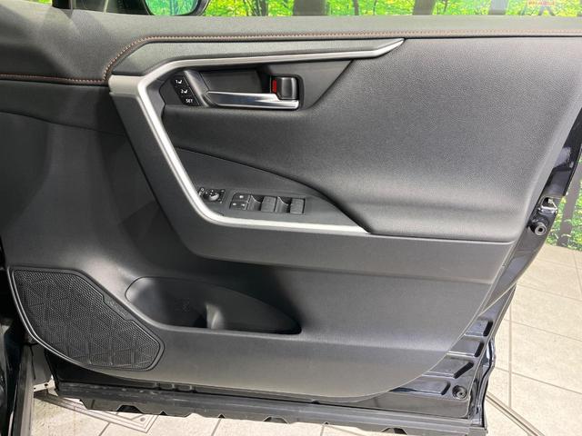 RAV4 ハイブリッドアドベンチャー 4WD TRDエアロ 純正10.5型ナビ 全方位カメラ 寒冷地仕様 パワーバックドア デジタルインナーミラー BSM セーフティセンス レーダークルーズ シートヒーター シートベンチレーション 禁煙車(61枚目)
