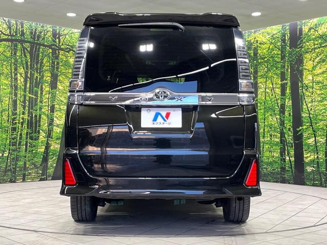 ヴォクシー ZS 4WD BIG-X11インチナビ 後席モニター 両側電動スライド 寒冷地仕様 セーフティセンス バックカメラ 禁煙車 LEDヘッド スマートキー ETC オートマチックハイビーム オートライト(17枚目)