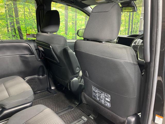 ヴォクシー ZS 4WD BIG-X11インチナビ 後席モニター 両側電動スライド 寒冷地仕様 セーフティセンス バックカメラ 禁煙車 LEDヘッド スマートキー ETC オートマチックハイビーム オートライト(26枚目)