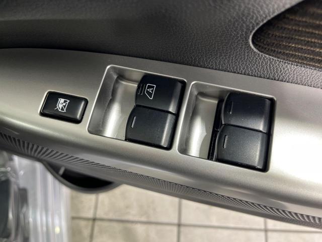 デイズ ハイウェイスター Gターボ 4WD ターボ 純正SDナビ 全周囲カメラ 禁煙車 シートヒーター スマートキー HIDヘッド シートヒーター オートライト オートエアコン 純正15インチアルミ CD フルセグ(30枚目)