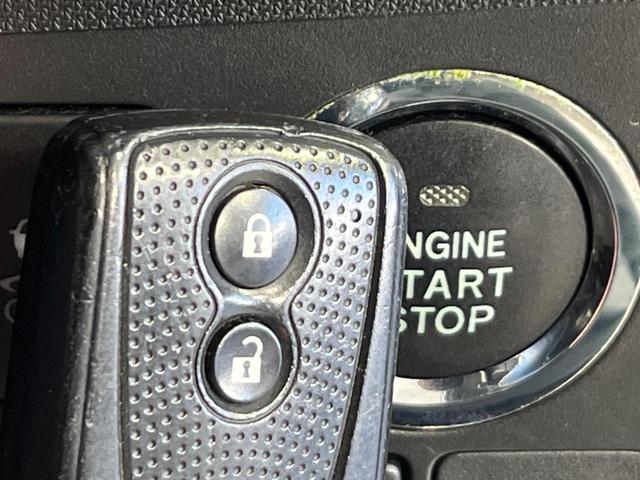 ムーヴ カスタム　Ｘ　ＳＡ　４ＷＤ　ＨＤＤナビ　スマートアシスト　禁煙車　スマートキー　ＬＥＤヘッド　純正１４インチアルミ　オートライト　オートエアコン　ＣＤ　ＤＶＤ再生　地デジ　アイドリングストップ（5枚目）