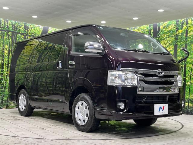 ハイエースバン ロングスーパーＧＬ　４ＷＤ　両側電動ドア　純正ＳＤナビ　１００Ｖ電源　禁煙車　スマートキー　ビルトインＥＴＣ　オートハイビーム　オートエアコン　純正１５インチアルミ　Ｂｌｕｅｔｏｏｔｈ　ＣＤ　ＤＶＤ再生（17枚目）
