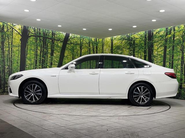 クラウンハイブリッド Ｓ　Ｆｏｕｒ　４ＷＤ　純正８型ナビ　バックカメラ　セーフティーセンス　レーダークルーズ　禁煙車　前席シートエアコン　パワーシート　コーナーセンサー　ＬＥＤヘッド　ビルトインＥＴＣ　オートライト　デュアルエアコン（56枚目）