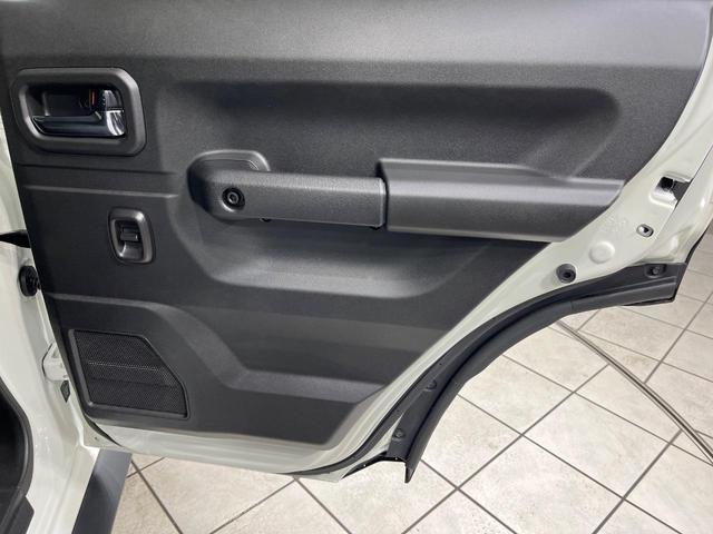 ジムニーノマド FC 4WD 登録済未使用車 セーフティーサポート レーダークルーズ 禁煙車 コーナーセンサー スマートキー シートヒーター LEDヘッド 純正15インチアルミ オートハイビーム オートエアコン(38枚目)