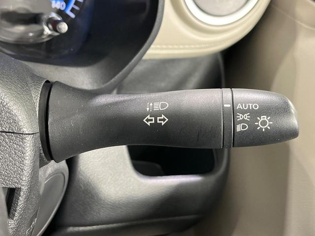 デイズ Ｘ　４ＷＤ　エマージェンシーブレーキ　バックカメラ　禁煙車　ドラレコ　コーナーセンサー　スマートキー　シートヒーター　純正１４インチアルミ　オートライト　オートエアコン　スマートキー　ＣＤ（8枚目）