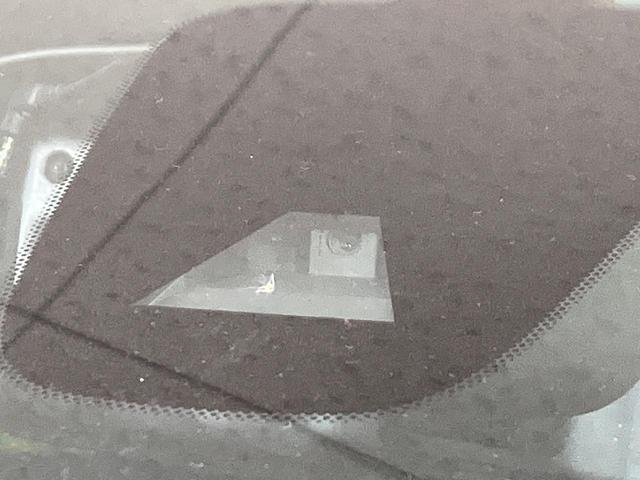 セレナ ハイウェイスター Vセレクション+セーフティII 4WD 禁煙車 純正ナビ 全方位カメラ 両側電動スライドドア 衝突軽減装置 ドライブレコーダー ETC HIDヘッド オートライト 純正15インチアルミ スマートキー Bluetooth再生(6枚目)