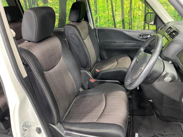 セレナ ハイウェイスター Vセレクション+セーフティII 4WD 禁煙車 純正ナビ 全方位カメラ 両側電動スライドドア 衝突軽減装置 ドライブレコーダー ETC HIDヘッド オートライト 純正15インチアルミ スマートキー Bluetooth再生(8枚目)