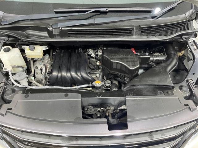 セレナ ハイウェイスター Vセレクション+セーフティII 4WD 禁煙車 純正ナビ 全方位カメラ 両側電動スライドドア 衝突軽減装置 ドライブレコーダー ETC HIDヘッド オートライト 純正15インチアルミ スマートキー Bluetooth再生(19枚目)