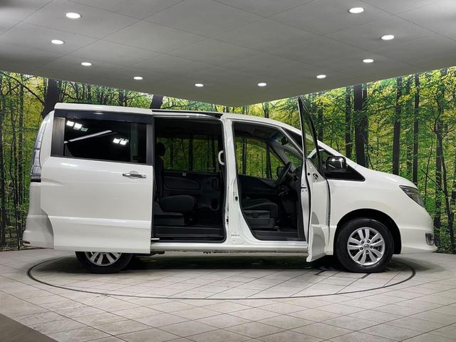 セレナ ハイウェイスター Vセレクション+セーフティII 4WD 禁煙車 純正ナビ 全方位カメラ 両側電動スライドドア 衝突軽減装置 ドライブレコーダー ETC HIDヘッド オートライト 純正15インチアルミ スマートキー Bluetooth再生(30枚目)