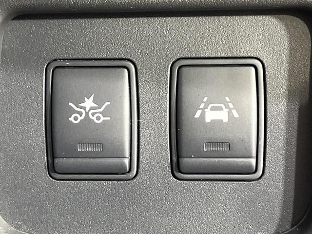 セレナ ハイウェイスター Vセレクション+セーフティII 4WD 禁煙車 純正ナビ 全方位カメラ 両側電動スライドドア 衝突軽減装置 ドライブレコーダー ETC HIDヘッド オートライト 純正15インチアルミ スマートキー Bluetooth再生(42枚目)