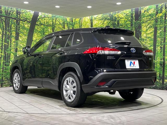 カローラクロス ハイブリッド　Ｇ　４ＷＤ　純正ディスプレイオーディオ　寒冷地仕様　バックカメラ　セーフティセンス　レーダークルーズ　禁煙車　ステアリングヒーター　ドラレコ　ＥＴＣ　ＬＥＤヘッド　スマートキー　オートマチックハイビーム（26枚目）