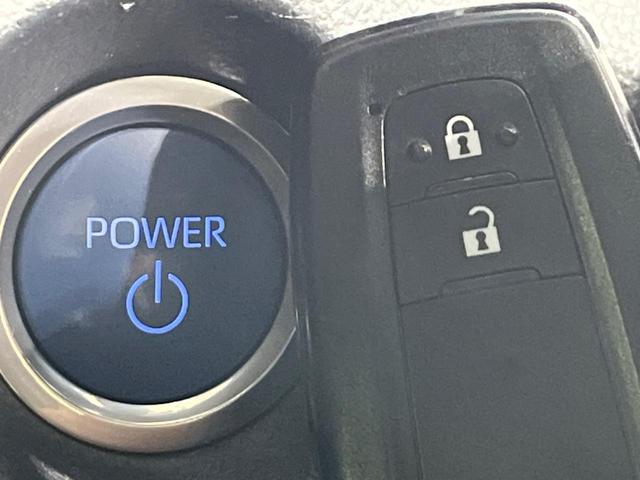 カローラクロス ハイブリッド　Ｇ　４ＷＤ　純正ディスプレイオーディオ　寒冷地仕様　バックカメラ　セーフティセンス　レーダークルーズ　禁煙車　ステアリングヒーター　ドラレコ　ＥＴＣ　ＬＥＤヘッド　スマートキー　オートマチックハイビーム（31枚目）