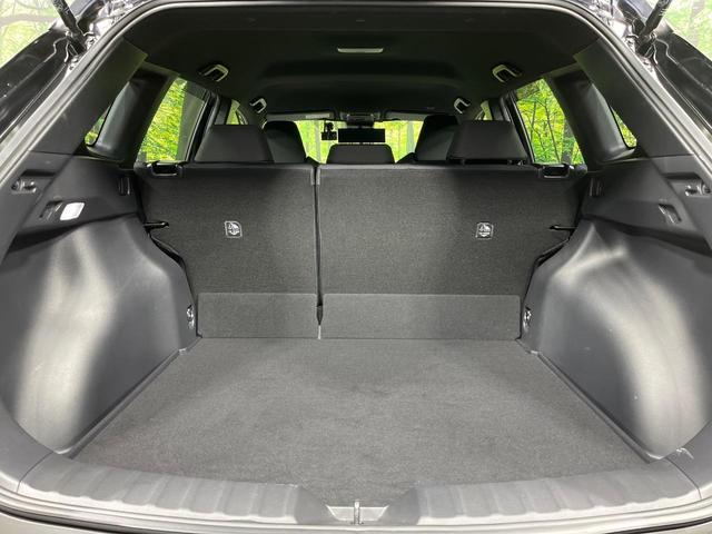 カローラクロス ハイブリッド　Ｇ　４ＷＤ　純正ディスプレイオーディオ　寒冷地仕様　バックカメラ　セーフティセンス　レーダークルーズ　禁煙車　ステアリングヒーター　ドラレコ　ＥＴＣ　ＬＥＤヘッド　スマートキー　オートマチックハイビーム（41枚目）