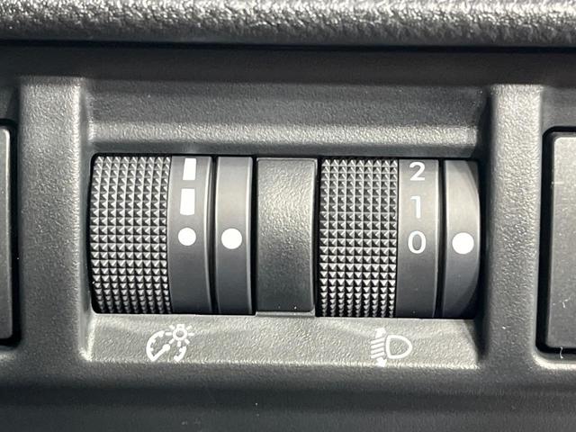 インプレッサ ＳＴ　４ＷＤ　純正１１．６型ナビ　全周囲カメラ　アイサイトセーフティプラス　レーダークルーズ　禁煙車　シートヒーター　ＥＴＣ　ステアリングヒーター　ＬＥＤヘッド　スマートキー　オートライト　オートエアコン（33枚目）