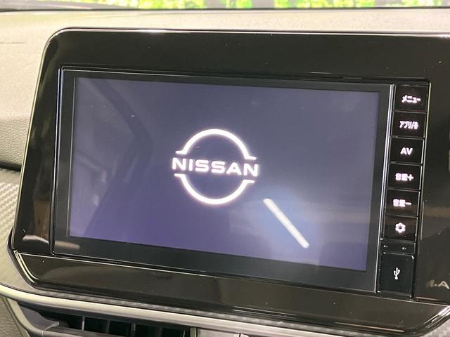 ノート Ｘ　ＦＯＵＲ　４ＷＤ　純正９インチディスプレイオーディオ　バックカメラ　ドラレコ　ＥＴＣ　禁煙車　全方位運転支援システム　ステアリングヒーター　前席シートヒーター　ハイビームアシスト　革巻きステアリング（3枚目）