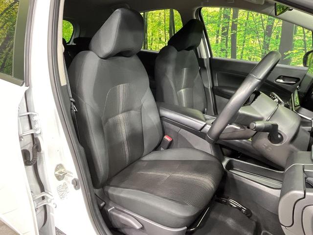 ノート Ｘ　ＦＯＵＲ　４ＷＤ　純正９インチディスプレイオーディオ　バックカメラ　ドラレコ　ＥＴＣ　禁煙車　全方位運転支援システム　ステアリングヒーター　前席シートヒーター　ハイビームアシスト　革巻きステアリング（9枚目）