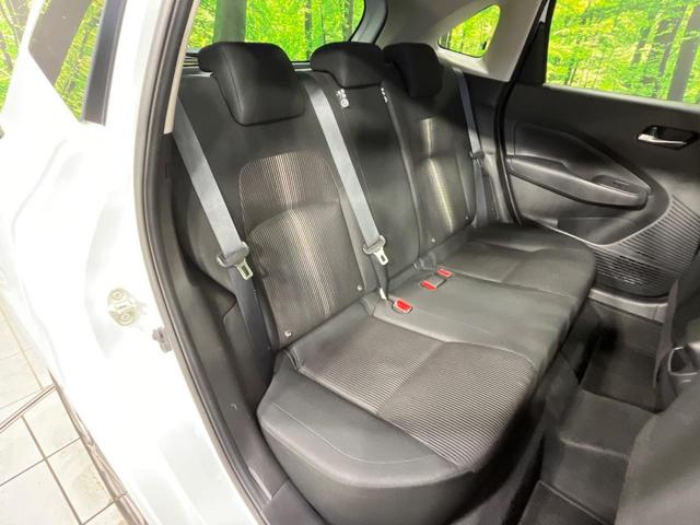 ノート Ｘ　ＦＯＵＲ　４ＷＤ　純正９インチディスプレイオーディオ　バックカメラ　ドラレコ　ＥＴＣ　禁煙車　全方位運転支援システム　ステアリングヒーター　前席シートヒーター　ハイビームアシスト　革巻きステアリング（10枚目）