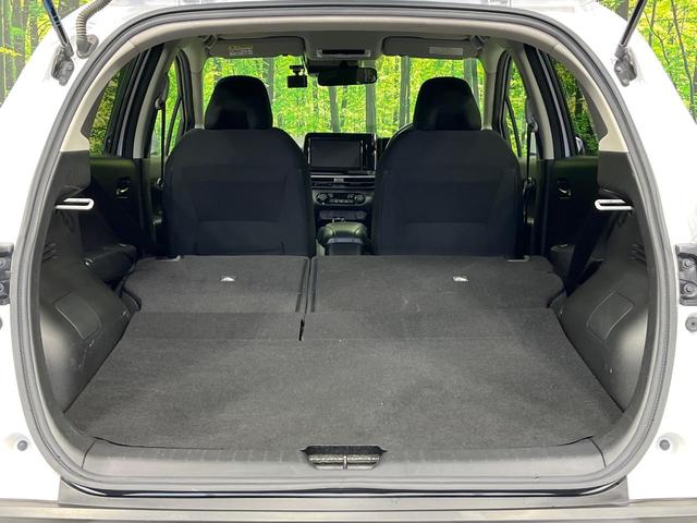 ノート Ｘ　ＦＯＵＲ　４ＷＤ　純正９インチディスプレイオーディオ　バックカメラ　ドラレコ　ＥＴＣ　禁煙車　全方位運転支援システム　ステアリングヒーター　前席シートヒーター　ハイビームアシスト　革巻きステアリング（11枚目）