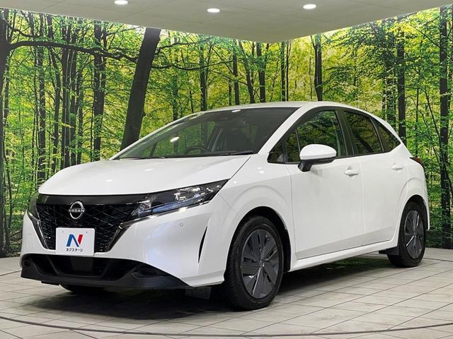 ノート Ｘ　ＦＯＵＲ　４ＷＤ　純正９インチディスプレイオーディオ　バックカメラ　ドラレコ　ＥＴＣ　禁煙車　全方位運転支援システム　ステアリングヒーター　前席シートヒーター　ハイビームアシスト　革巻きステアリング（25枚目）