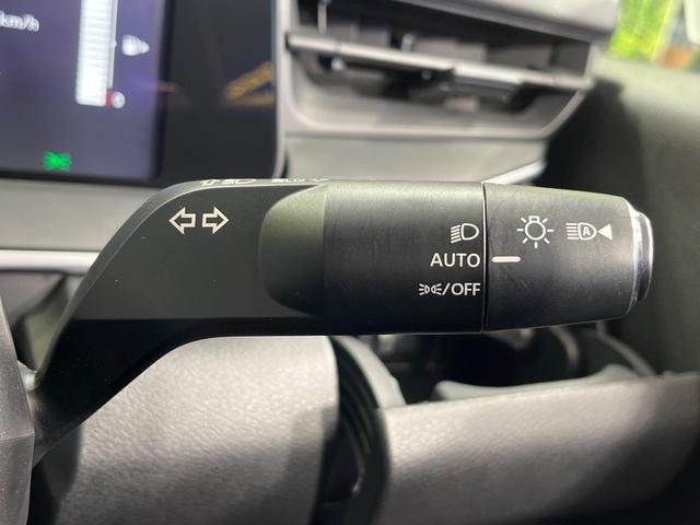 ノート Ｘ　ＦＯＵＲ　４ＷＤ　純正９インチディスプレイオーディオ　バックカメラ　ドラレコ　ＥＴＣ　禁煙車　全方位運転支援システム　ステアリングヒーター　前席シートヒーター　ハイビームアシスト　革巻きステアリング（29枚目）