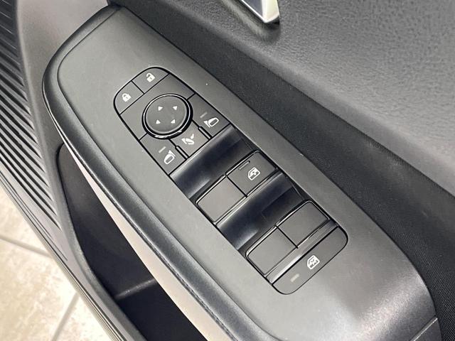 ノート Ｘ　ＦＯＵＲ　４ＷＤ　純正９インチディスプレイオーディオ　バックカメラ　ドラレコ　ＥＴＣ　禁煙車　全方位運転支援システム　ステアリングヒーター　前席シートヒーター　ハイビームアシスト　革巻きステアリング（35枚目）