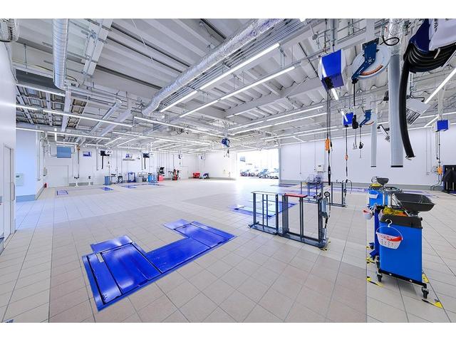 ノート Ｘ　ＦＯＵＲ　４ＷＤ　純正９インチディスプレイオーディオ　バックカメラ　ドラレコ　ＥＴＣ　禁煙車　全方位運転支援システム　ステアリングヒーター　前席シートヒーター　ハイビームアシスト　革巻きステアリング（76枚目）