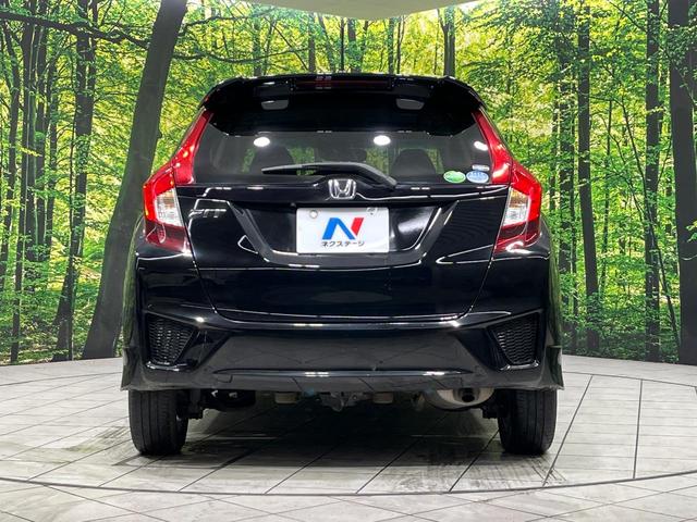 フィット １３Ｇ・Ｓパッケージ　４ＷＤ　禁煙車　純正ナビ　バックカメラ　衝突軽減装置　ＥＴＣ　ＬＥＤヘッド　オートライト　純正１５インチアルミ　オートエアコン　ステアリングスイッチ　Ｂｌｕｅｔｏｏｔｈ再生　電動格納ミラー（16枚目）