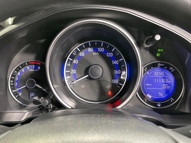 フィット １３Ｇ・Ｓパッケージ　４ＷＤ　禁煙車　純正ナビ　バックカメラ　衝突軽減装置　ＥＴＣ　ＬＥＤヘッド　オートライト　純正１５インチアルミ　オートエアコン　ステアリングスイッチ　Ｂｌｕｅｔｏｏｔｈ再生　電動格納ミラー（29枚目）