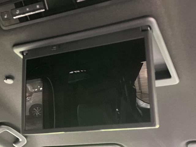 ノア ハイブリッドＳ－Ｚ　４ＷＤ　純正１０．５インチナビ　フリップダウンモニター　全方位カメラ　両側電動スライド　パワーバックドア　シートヒーター　ステアリングヒーター　プロジェクター式ＬＥＤヘッド　ドラレコ　ＥＴＣ　禁煙車（4枚目）