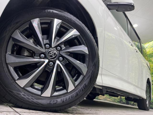 ノア ハイブリッドＳ－Ｚ　４ＷＤ　純正１０．５インチナビ　フリップダウンモニター　全方位カメラ　両側電動スライド　パワーバックドア　シートヒーター　ステアリングヒーター　プロジェクター式ＬＥＤヘッド　ドラレコ　ＥＴＣ　禁煙車（16枚目）