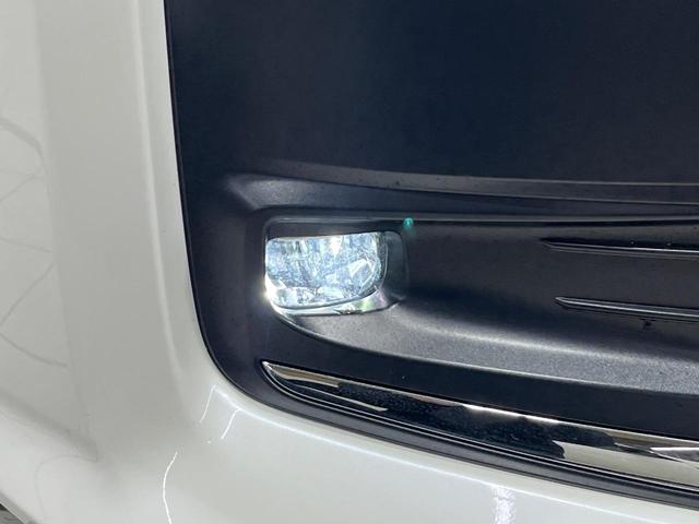 ノア ハイブリッドＳ－Ｚ　４ＷＤ　純正１０．５インチナビ　フリップダウンモニター　全方位カメラ　両側電動スライド　パワーバックドア　シートヒーター　ステアリングヒーター　プロジェクター式ＬＥＤヘッド　ドラレコ　ＥＴＣ　禁煙車（67枚目）