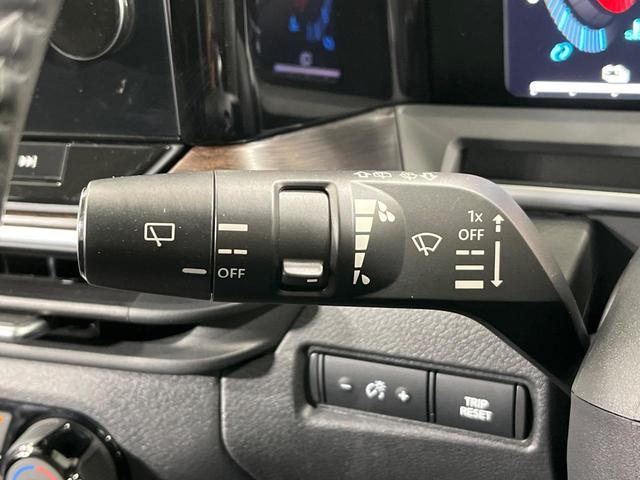 オーラ Ｇ　ＦＯＵＲ　４ＷＤ　純正９インチナビ　全周囲カメラ　エマージェンシーブレーキ　プロパイロット　禁煙車　シートヒーター　ＥＴＣ　ステアリングヒーター　スマートキー　ＬＥＤヘッド　オートマチックハイビーム（30枚目）