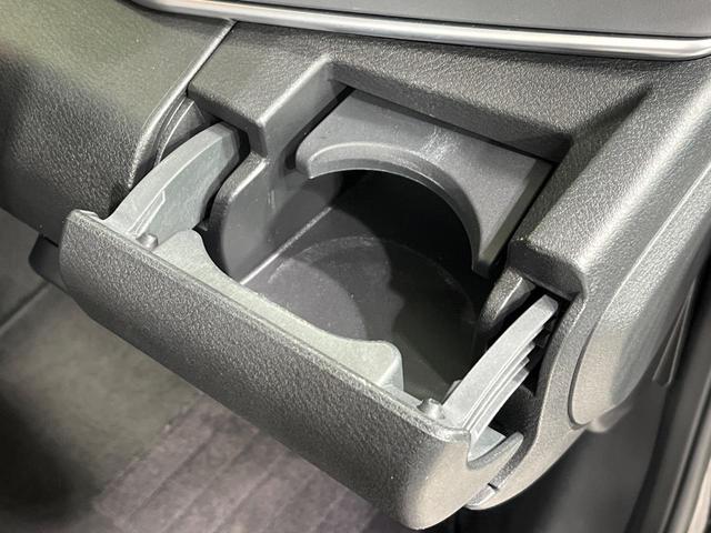 オーラ Ｇ　ＦＯＵＲ　４ＷＤ　純正９インチナビ　全周囲カメラ　エマージェンシーブレーキ　プロパイロット　禁煙車　シートヒーター　ＥＴＣ　ステアリングヒーター　スマートキー　ＬＥＤヘッド　オートマチックハイビーム（49枚目）