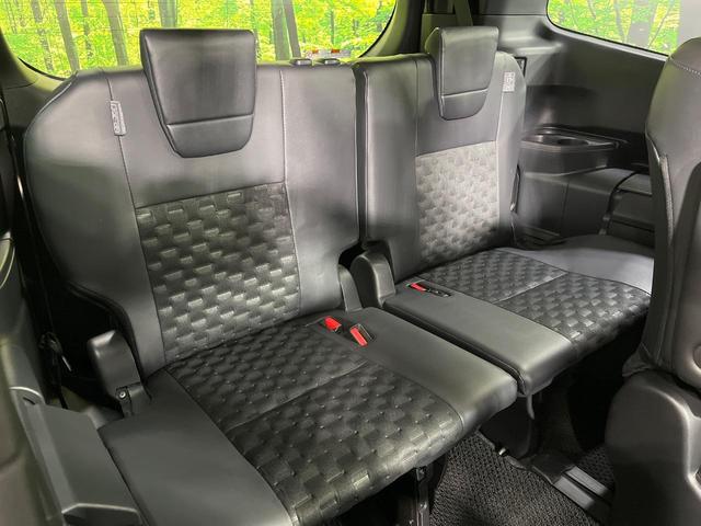 ヴォクシー Ｓ－Ｚ　４ＷＤ　純正１０．５インチナビ　バックカメラ　両側電動スライドドア　寒冷地仕様　セーフティセンス　ＬＥＤヘッド　オートハイビーム　レーダークルーズ　ドラレコ　ＥＴＣ２．０　シートヒーター　禁煙車（11枚目）