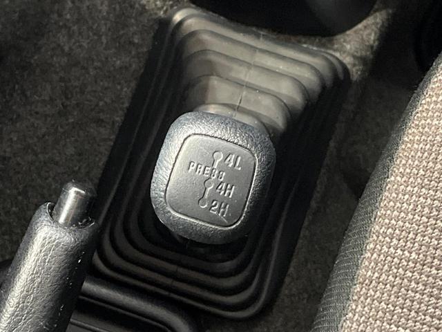 パジェロミニ プレミアムセレクションファイナルアニバーサリー 4WD ターボ 禁煙車 SDナビ Bluetooth再生 バックカメラ シートヒーター ETC ドライブレコーダー キーレスエントリー 純正15インチアルミ HIDヘッド 電動格納ミラー(38枚目)