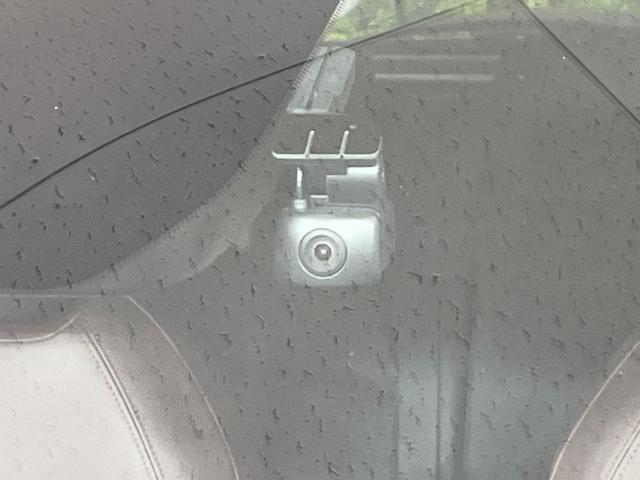 オーラ G FOUR 4WD 純正9インチナビ BOSEサウンド 全方位カメラ プロパイロット ETC2.0 衝突軽減装置 コーナーセンサー デジタルミラー LEDヘッド ステアリングヒーター シートヒーター 禁煙車(8枚目)